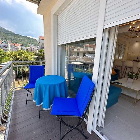 Apartments Infinity Tivat Bagian luar foto