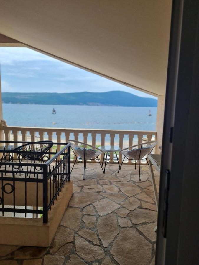 Apartments Infinity Tivat Bagian luar foto