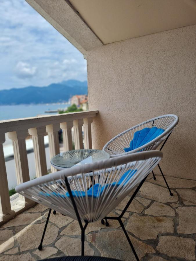 Apartments Infinity Tivat Bagian luar foto