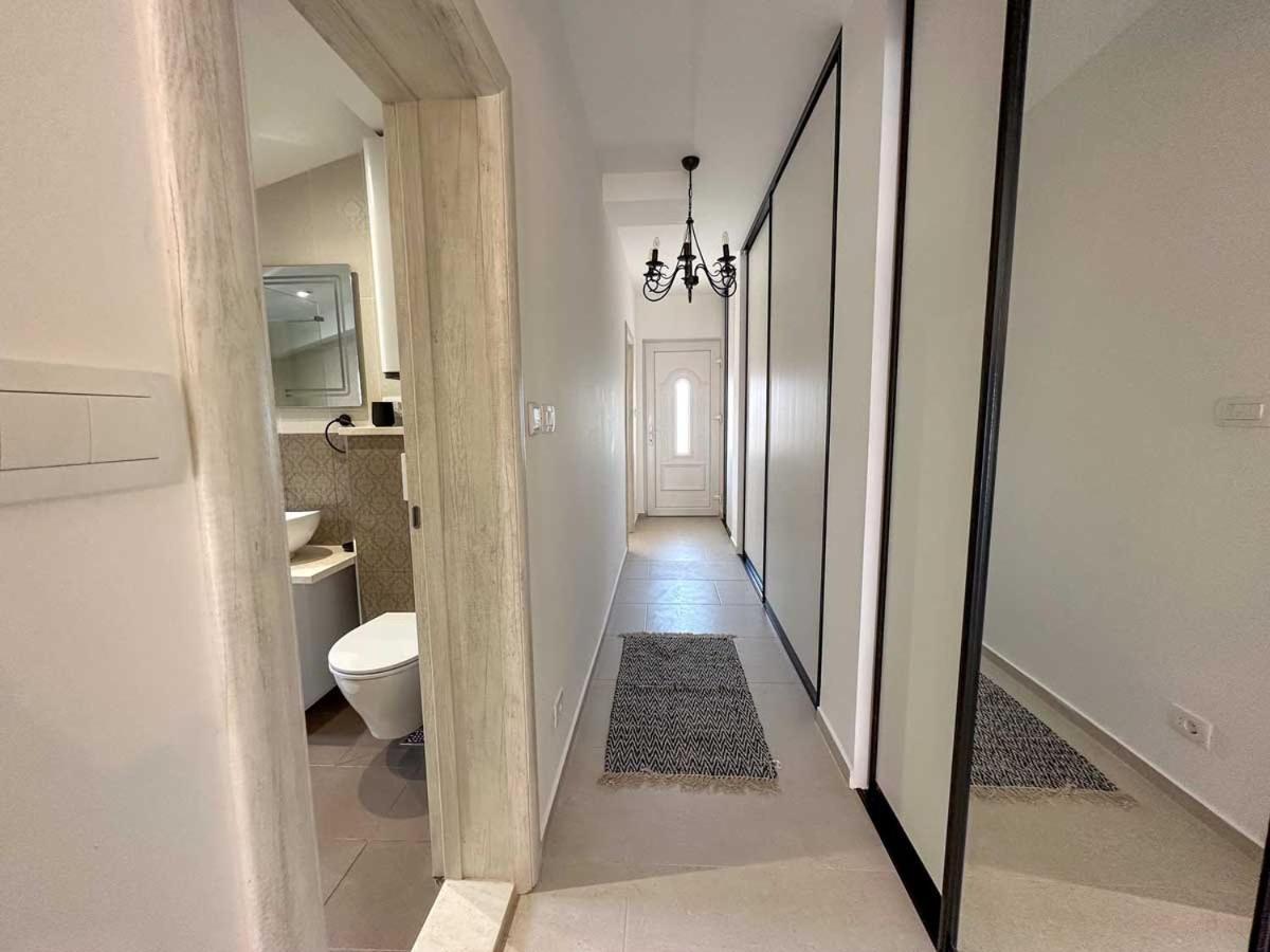 Apartments Infinity Tivat Bagian luar foto