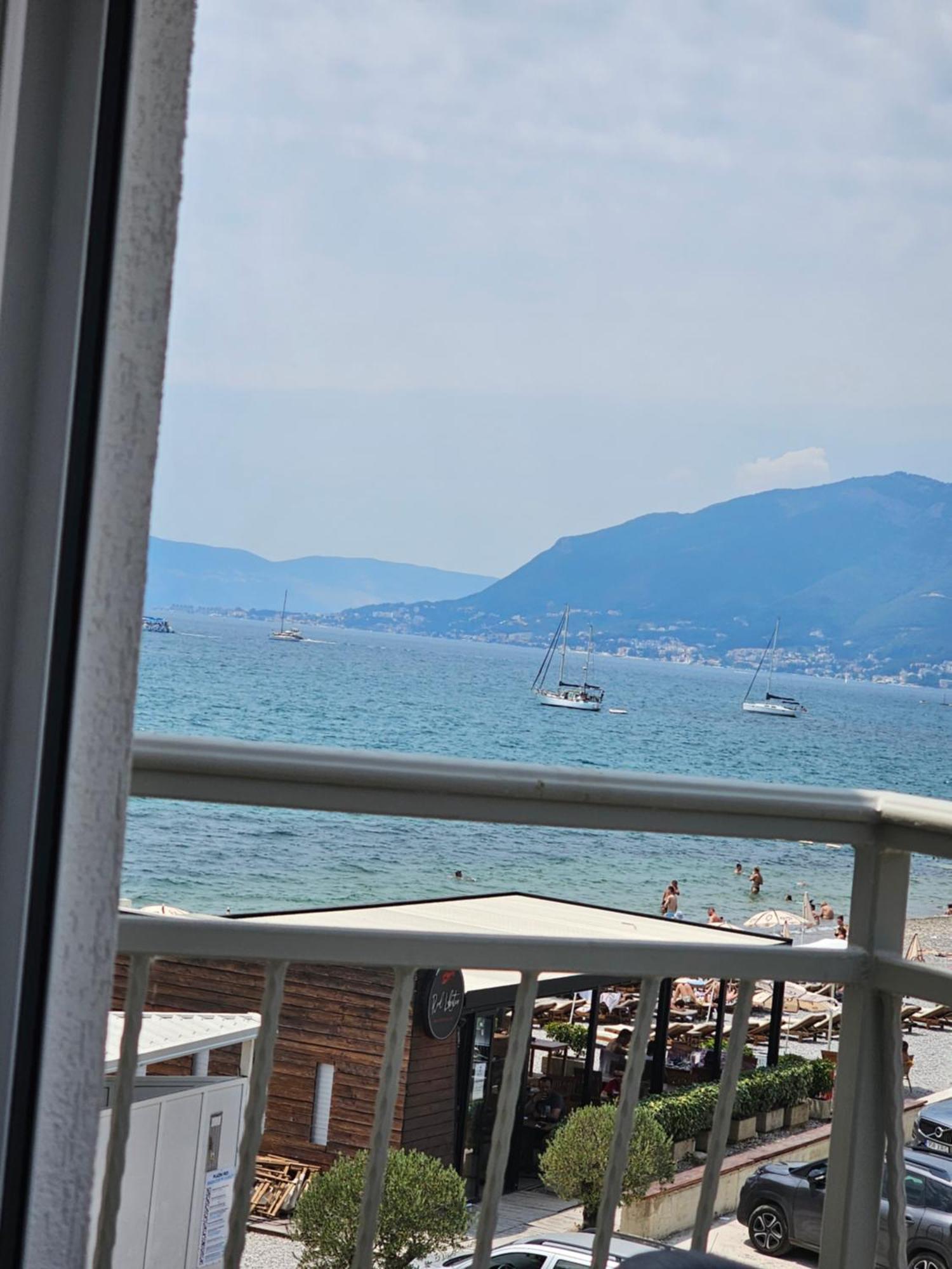 Apartments Infinity Tivat Ruang foto